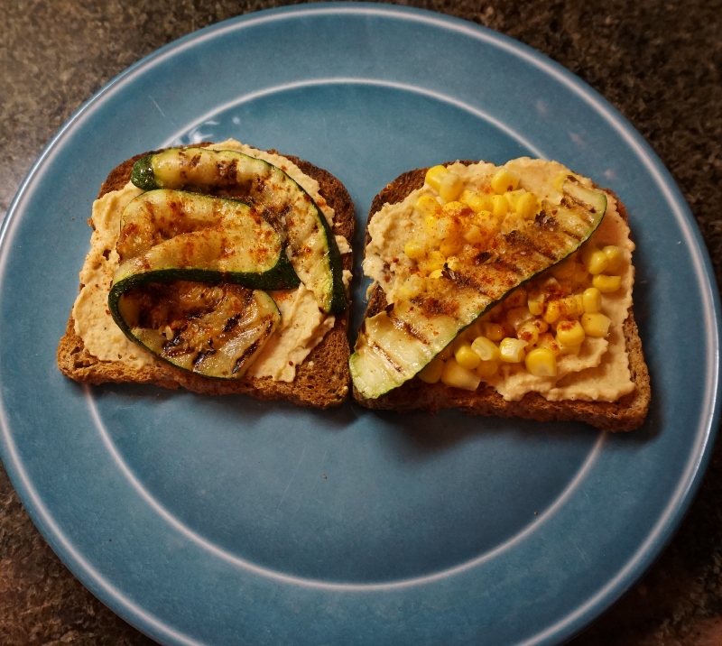 DSC01074_2 (800x716).jpg